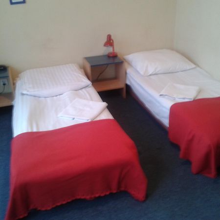 Hotel Start Krasków Εξωτερικό φωτογραφία