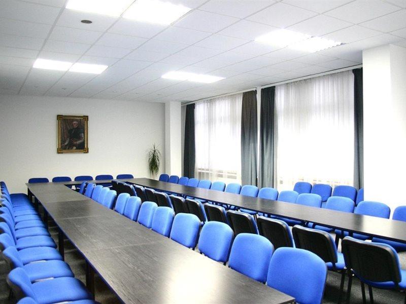 Hotel Start Krasków Εξωτερικό φωτογραφία