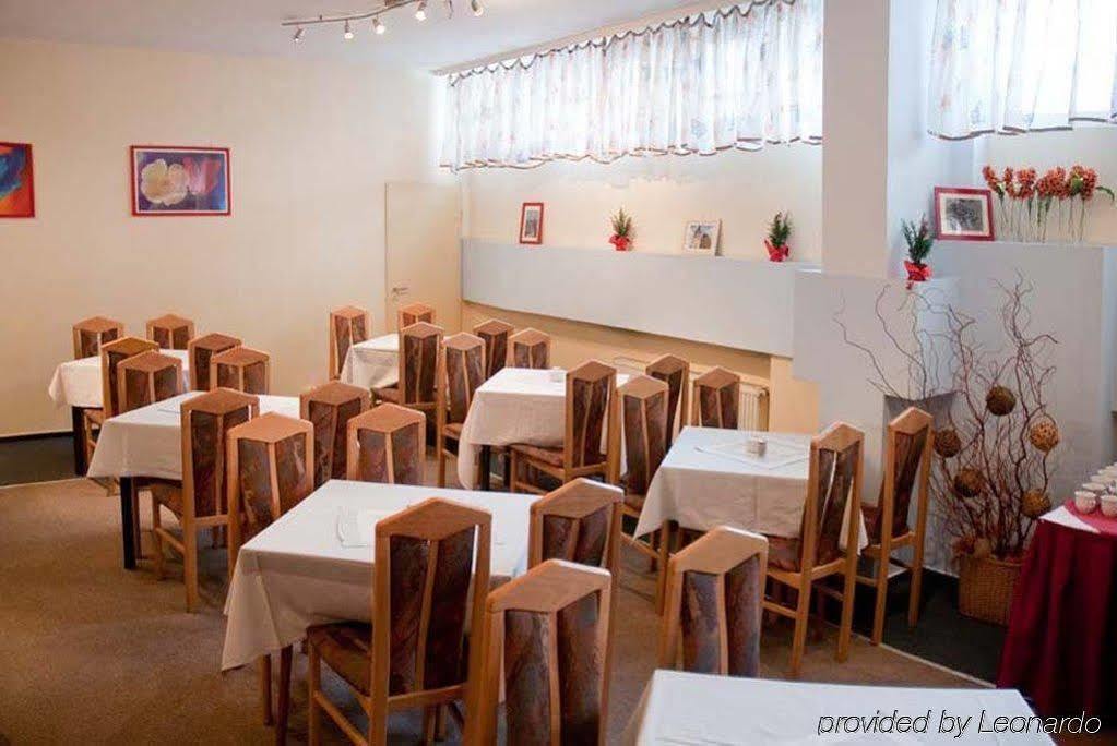 Hotel Start Krasków Εξωτερικό φωτογραφία